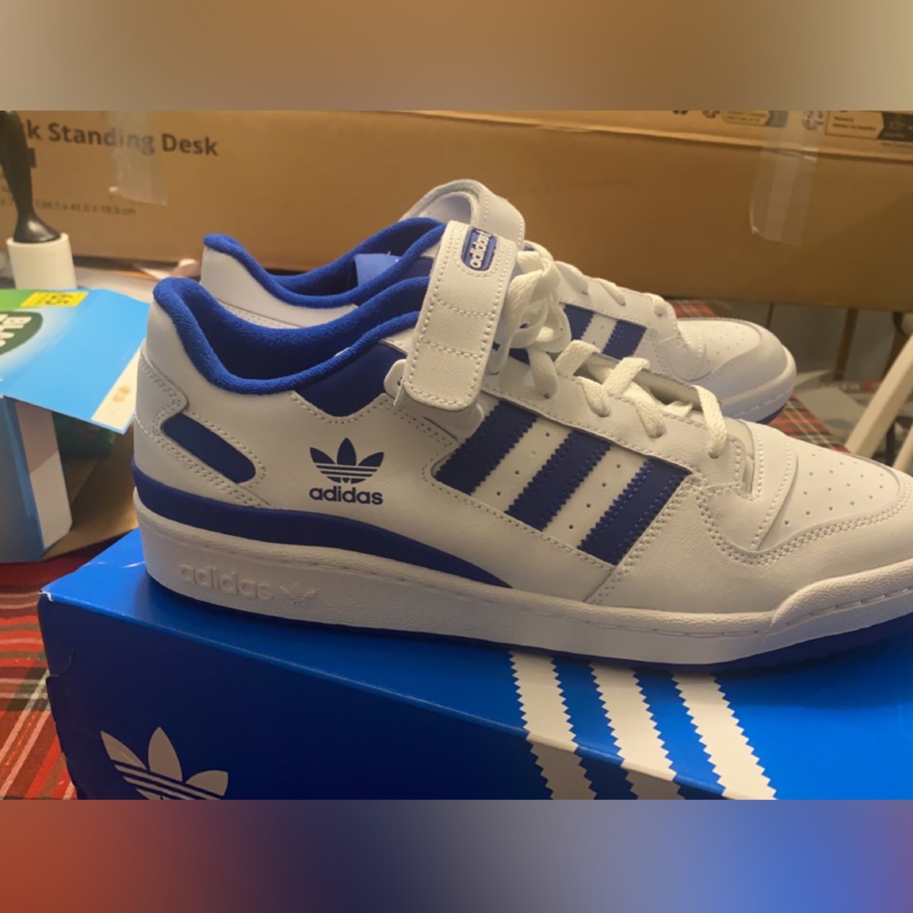 Adidas Forum Low size 11